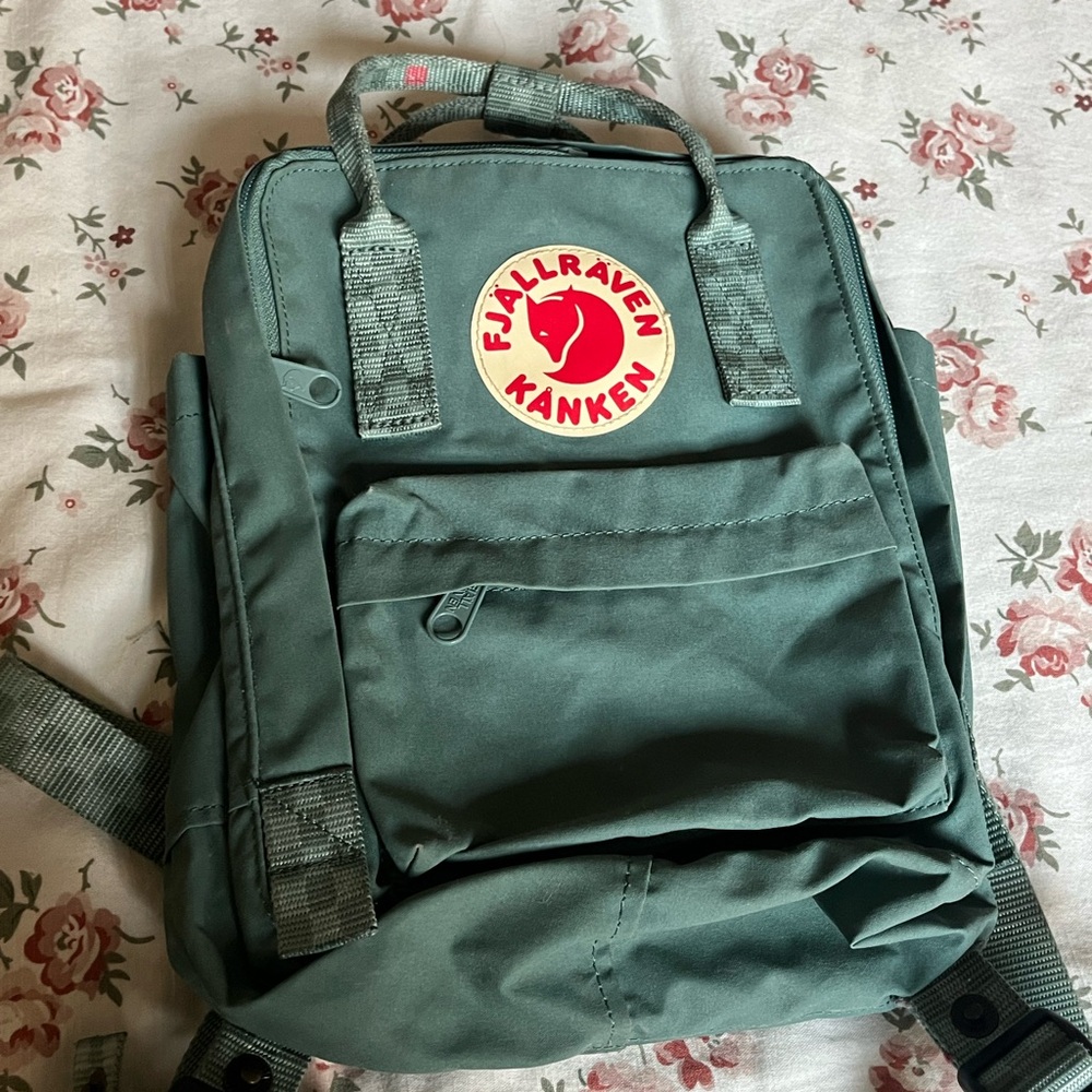 Kånken Green Backpack